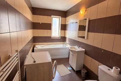 Apartament cu 2 camere decomandat în Florești