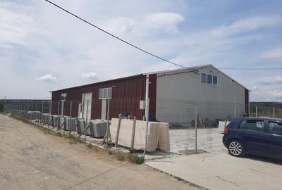 Spațiu comercial, de 510 mp, în Central - 3