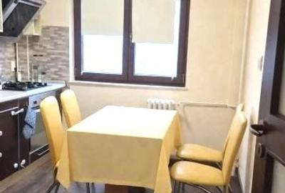 3 CAMERE 7/10 BL 1981 DEC2 GR SANITARE  CU  GEAM  MOBILAT PARC METROU SCOALA 97 - 1