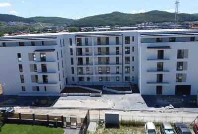 Apartament cu 4 camere semidecomandat în Florești - 9