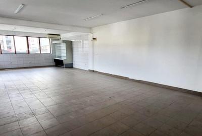 Spatiu comercial la strada, 79mp, zona Subcetate - 3