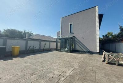 Casă cu 6 camere în Dobroești - 5