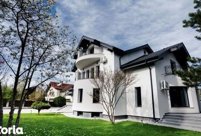 Casă cu 5 camere cu Teren 1000 Mp în Central - 3