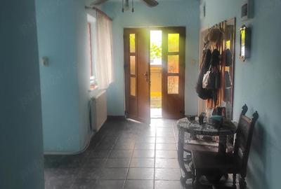 Casă cu 3 camere cu Teren 600 Mp în Central - 9