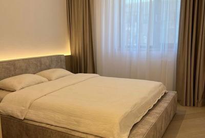 Apartament cu 3 camere, mobilat în Pipera