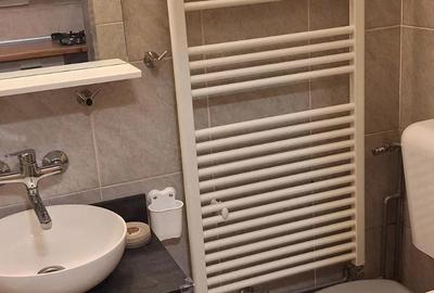 Apartament cu 2 camere decomandat în Astra