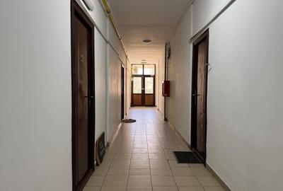 Garsonieră nedecomandată, mobilată în Granit - 8