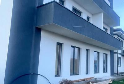Apartament cu 3 camere decomandat în Ghiroda - 1