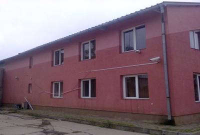 Hala industriala,birouri si platforma betonata in suprafata de 7.700 - 1