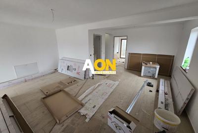 Duplex cu 3 camere cu Canalizare în Cetate - 1