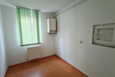 Apartament cu 3 camere decomandat în Central - 5