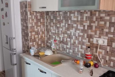Apartament 3 camere decomandat, mobilat și utilat, la 2 minute de metrou Valea I - 8
