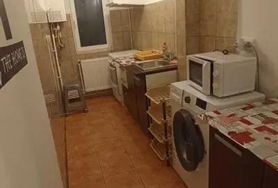 Inchiriez apartament 2 camere - 1