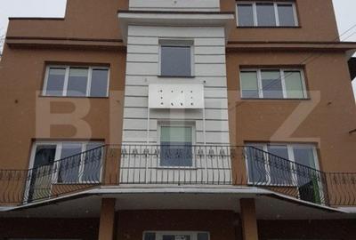 Spațiu comercial, de 420 mp, în Central - 6
