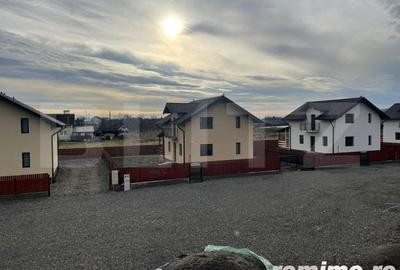 Casă cu 3 camere cu Teren 400 Mp în Reghin - 3