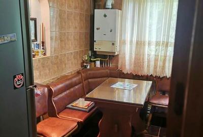 Apartament cu 3 camere decomandat în Central - 3