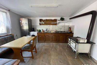 Casă cu 3 camere cu Teren 581 Mp în Grabaț - 2