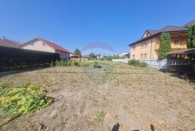 Teren de 2200 mp, în Central - 3
