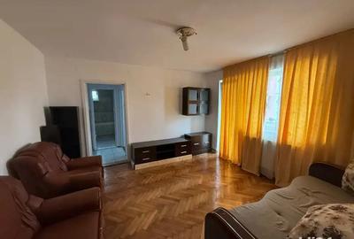 Apartament cu 3 camere semidecomandat în Turda - 1