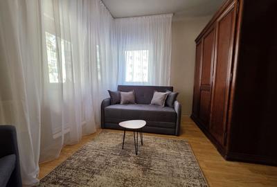 Apartament cu 3 camere nedecomandat, mobilat în 13 Septembrie - 1