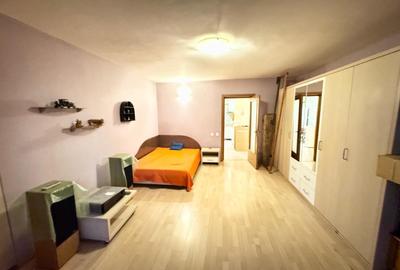 APARTAMENT 3/8 BLOC 1995 MONOLIT STRADAL SCOALA 81- METROU - 3