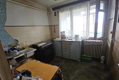 Apartament cu 2 camere semidecomandat în Titan - 4