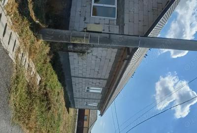 Casă cu 4 camere cu Teren 300 Mp în Baia - 2