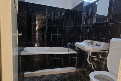 Apartament cu 4 camere în Aleea Trandafirilor - 1