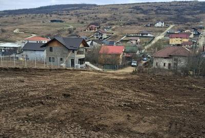 Teren de 551 mp, în Aroneanu - 7