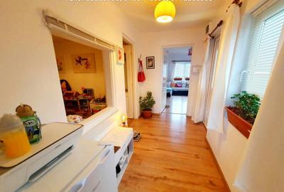 Inchiriere casa cocheta, situata in Tetila (Curti?oara Go - 29