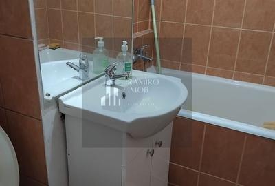 Garsonieră în Titan - 2