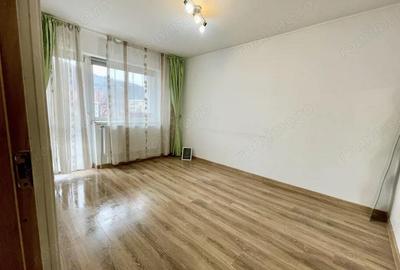 Oportunitate 2 camere bulevardul Decebal vis-a-vis ?coala Elena Cuza - 3