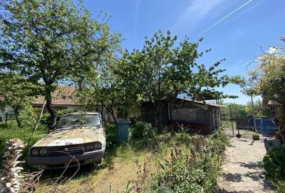 Casă cu 4 camere cu Canalizare în Central - 5