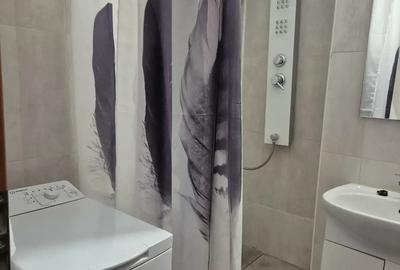 Garsonieră decomandată în Central - 2