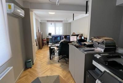 Duplex 3 camere amenajat birou/showroom, cu parcare inclusa - 9