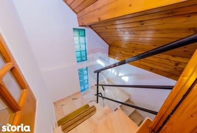 Casă cu 5 camere cu Teren 1133 Mp în Groși - 4