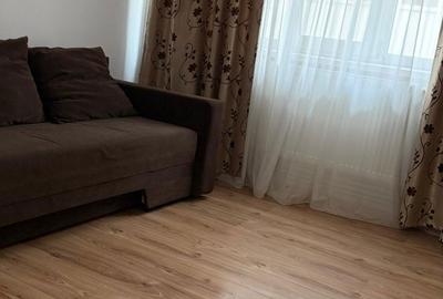 Apartament cu 2 camere decomandat în Fetești-Gară - 1