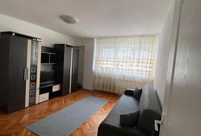 Apartament cu 2 camere decomandat în Central - 2