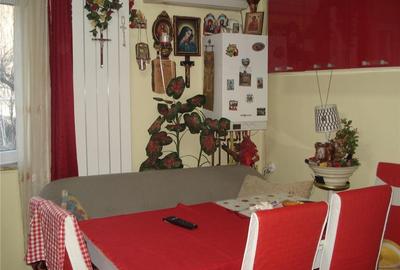 Casă cu 3 camere decomandat în Gării - 3