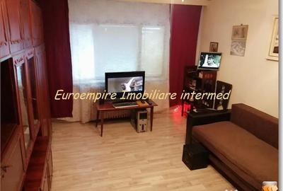 Apartament cu 2 camere decomandat în Far - 8