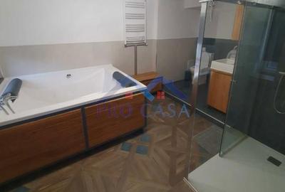 Apartament cu 3 camere decomandat în Ampoi 3 - 3