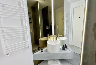 Apartament cu 3 camere semidecomandat în Central - 9