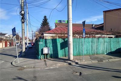 Casă cu 3 camere cu Teren 157 Mp în Andronache - 1