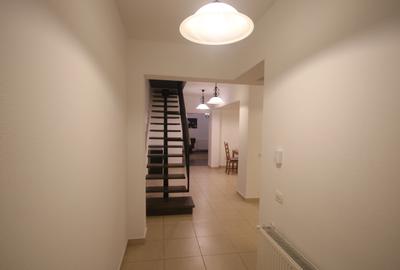 Duplex cu 4 camere cu Canalizare în Dumbrăvița - 2