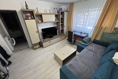 Apartament cu 2 camere semidecomandat, mobilat în Inel II
