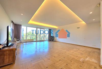 Elegant 2-Bedroom Duplex Apartment with Panoramic Park Views - 2