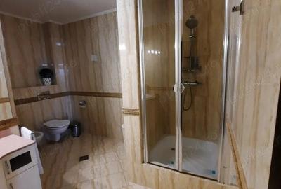 Casă cu 7 camere cu Teren 610 Mp în Hințești - 2