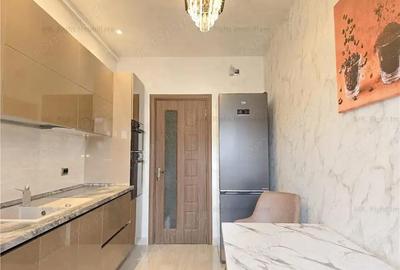 Apartament cu 2 camere decomandat în Tractorul - 4