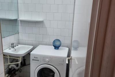 Apartament cu 3 camere semidecomandat în Central - 3