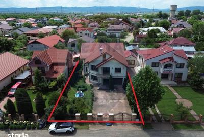 Casă cu 5 camere cu Teren 679 Mp în Central - 5